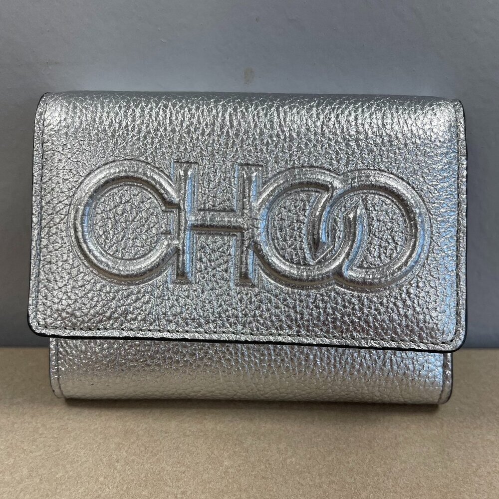 Jimmy Choo Loni Silver Leather Embossed Logo Tri-Fold Card Case Wallet - NWOT